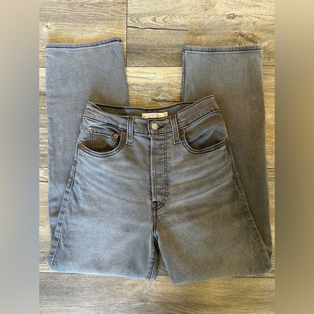 Levi’s Ribcage Straight Ankle Gray Light Black Straight Leg Jeans size 25